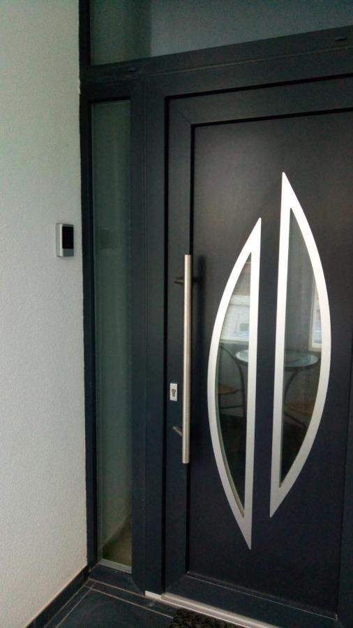 Loli Apartman Miskolc Esterno foto