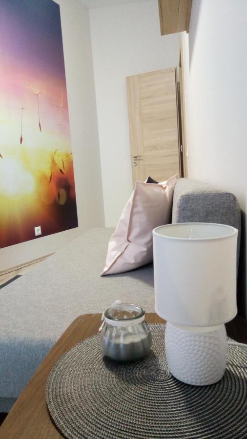 Loli Apartman Miskolc Esterno foto