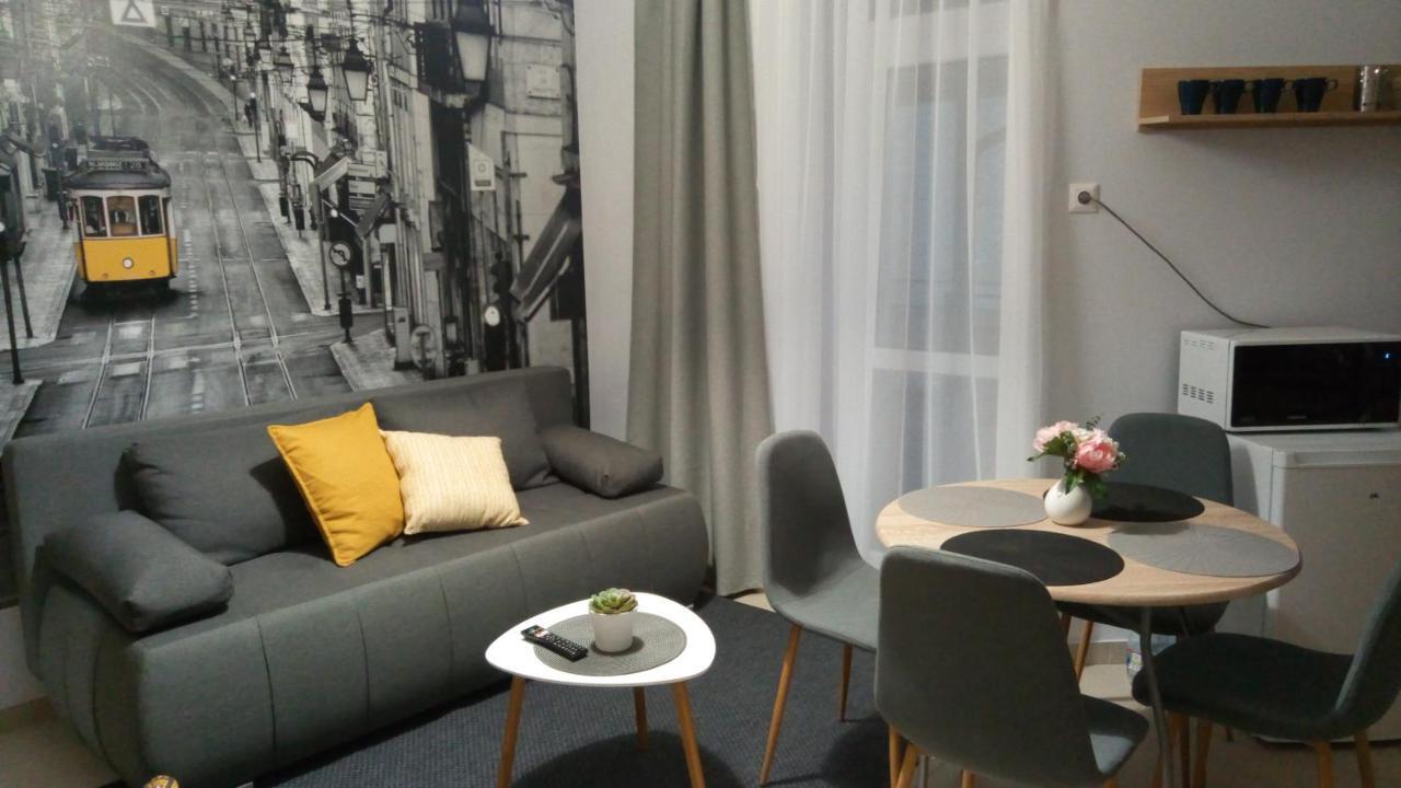 Loli Apartman Miskolc Esterno foto