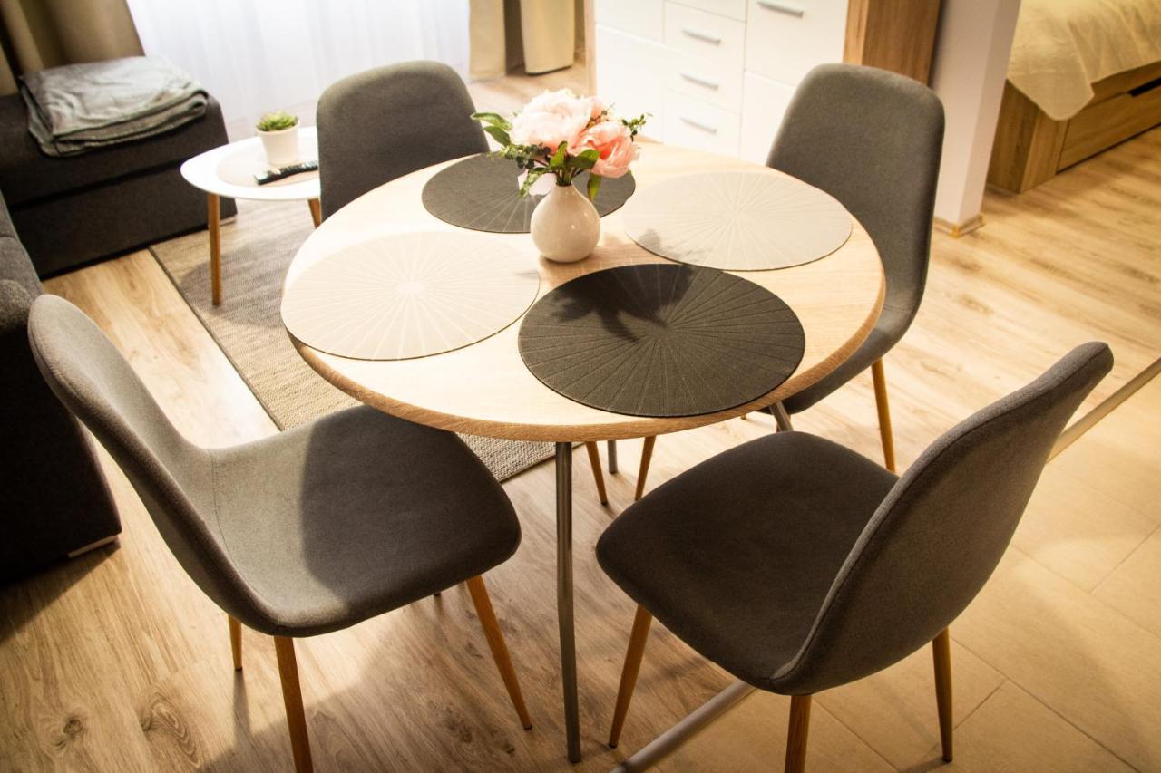 Loli Apartman Miskolc Esterno foto