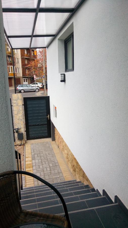 Loli Apartman Miskolc Esterno foto
